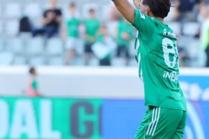Άρης-ΑΕΚ: Είπε... αντίο στη σεζόν με διπλό / Εφτά γκολ στο ''Αλφαμέγα'' (φώτος)
