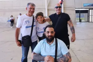 Φωτορεπορτάζ/ Ο κόσμος... έξω απ' το ΓΣΠ