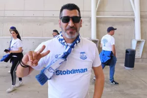 Φωτορεπορτάζ/ Ο κόσμος... έξω απ' το ΓΣΠ