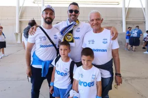 Φωτορεπορτάζ/ Ο κόσμος... έξω απ' το ΓΣΠ