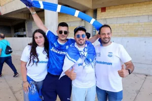 Φωτορεπορτάζ/ Ο κόσμος... έξω απ' το ΓΣΠ