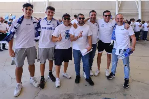 Φωτορεπορτάζ/ Ο κόσμος... έξω απ' το ΓΣΠ