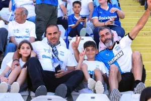 ΦΩΤΟΡΕΠΟΡΤΑΖ από τις κερκίδες Απόλλωνα και Πάφου