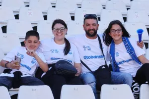 ΦΩΤΟΡΕΠΟΡΤΑΖ από τις κερκίδες Απόλλωνα και Πάφου