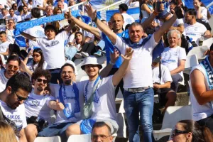 ΦΩΤΟΡΕΠΟΡΤΑΖ από τις κερκίδες Απόλλωνα και Πάφου