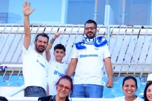 ΦΩΤΟΡΕΠΟΡΤΑΖ από τις κερκίδες Απόλλωνα και Πάφου