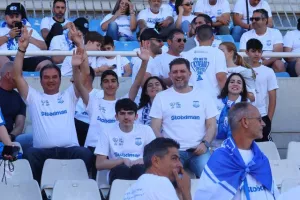 ΦΩΤΟΡΕΠΟΡΤΑΖ από τις κερκίδες Απόλλωνα και Πάφου