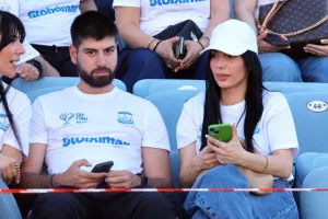 ΦΩΤΟΡΕΠΟΡΤΑΖ από τις κερκίδες Απόλλωνα και Πάφου