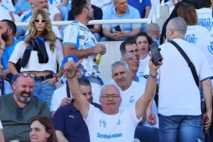 ΦΩΤΟΡΕΠΟΡΤΑΖ από τις κερκίδες Απόλλωνα και Πάφου