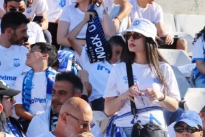 ΦΩΤΟΡΕΠΟΡΤΑΖ από τις κερκίδες Απόλλωνα και Πάφου