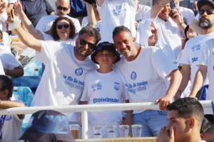 ΦΩΤΟΡΕΠΟΡΤΑΖ από τις κερκίδες Απόλλωνα και Πάφου
