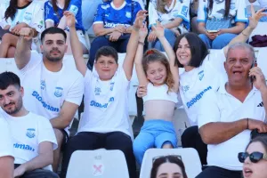 ΦΩΤΟΡΕΠΟΡΤΑΖ από τις κερκίδες Απόλλωνα και Πάφου