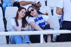 ΦΩΤΟΡΕΠΟΡΤΑΖ από τις κερκίδες Απόλλωνα και Πάφου