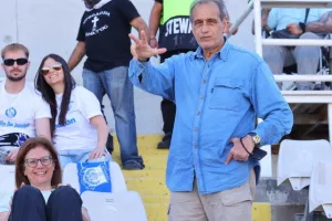 ΦΩΤΟΡΕΠΟΡΤΑΖ από τις κερκίδες Απόλλωνα και Πάφου
