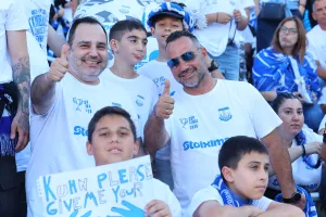 ΦΩΤΟΡΕΠΟΡΤΑΖ από τις κερκίδες Απόλλωνα και Πάφου