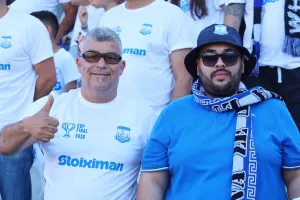 ΦΩΤΟΡΕΠΟΡΤΑΖ από τις κερκίδες Απόλλωνα και Πάφου