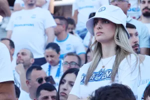 ΦΩΤΟΡΕΠΟΡΤΑΖ από τις κερκίδες Απόλλωνα και Πάφου