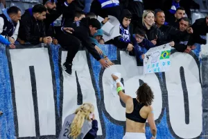 Το ντέρμπι στον Απόλλωνα, στο ντεμπούτο του Σα Πίντο