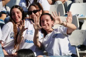 ΦΩΤΟΡΕΠΟΡΤΑΖ από τις κερκίδες Απόλλωνα και Πάφου