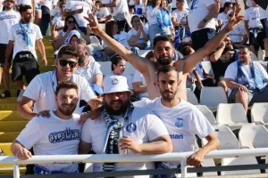 ΦΩΤΟΡΕΠΟΡΤΑΖ από τις κερκίδες Απόλλωνα και Πάφου