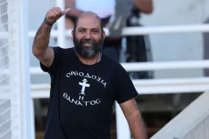 ΦΩΤΟΡΕΠΟΡΤΑΖ από τις κερκίδες Απόλλωνα και Πάφου