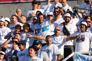 ΦΩΤΟΡΕΠΟΡΤΑΖ από τις κερκίδες Απόλλωνα και Πάφου