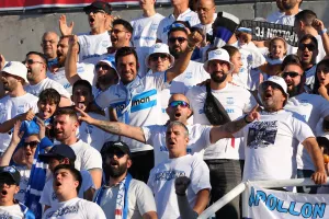 ΦΩΤΟΡΕΠΟΡΤΑΖ από τις κερκίδες Απόλλωνα και Πάφου