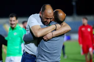 (Φώτος) Αγκαλιές με τον πρόεδρο!