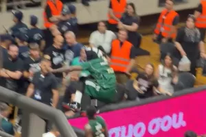 (ΒΙΝΤΕΟ) Ο Λεσόρ αποχώρησε...πετώντας!