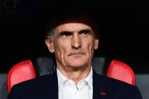 Νίκη επί του ΠΑΟΚ για πολλούς λόγους θέλουν Μεντιλίμπαρ και ποδοσφαιριστές