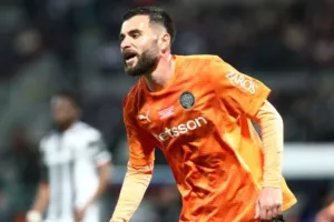 Θέλει να «δέσει» τον Σενγκέλια