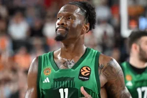 Ξέσπασε ο Χέιζ-Ντέιβις: "Βλέπω πολλή τοξική συμπεριφορά"