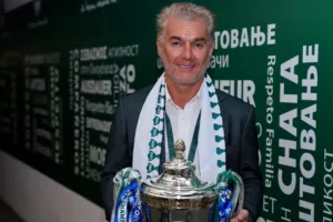 Αλλαγή... Παπασταύρου! (Φώτο)