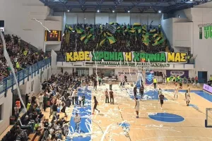 Εντυπωσιακή ατμόσφαιρα και μήνυμα! (Βίντεο Kerkida)