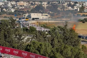(Bίντεο/Φώτος Kerkida) Φωτιά σε χωράφι δίπλα στο ΓΣΠ