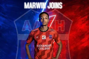 Ενίσχυση με Marwin Macrez