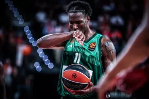 Σημείωσε ιστορική επίδοση σε αγώνα playoffs της EuroLeague