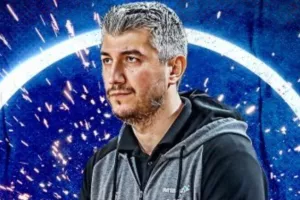 Σοκ με προπονητή που υπέστη έμφραγμα