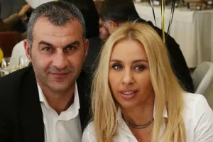 Σπαρακτική ανάρτηση του Δέλλα: “Άγγελε μου, αγάπη μου, πετά ψηλά, πετά μακριά”