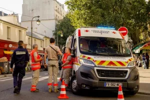 Πρωτοφανής καύσωνας πλήττει τη Γαλλία, ένας νεκρός σε αγώνα δρόμου στο Παρίσι