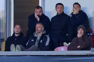 Αλλαγή μοντέλου ή αντεπίθεση;