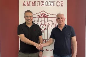 Ανανέωσε με Νικολάου