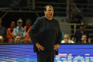 Αταμάν: «Συγχαρητήρια στον Ολυμπιακό για τη Euroleague, αλλά είμαστε καλύτεροι και θα πάρουμε το πρωτάθλημα»