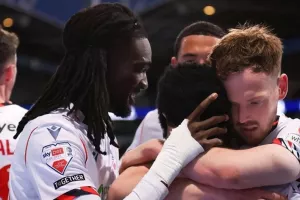 Θρίαμβος στον τελικό και επιστροφή στην Championship για την Μπόλτον