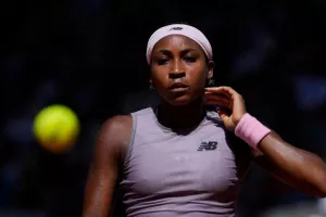 Εύκολα τα φαβορί στον 2ο γύρο του Roland Garros