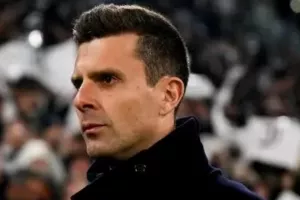 Σκέψεις για Μότα στον πάγκο