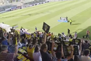 (Βίντεο kerkida) Υποδοχή με παλμό!