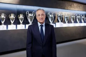 Προκήρυξε εκλογές αλλά δεν παραιτείται ο Φλορεντίνο Πέρεθ