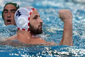 Σκούπισε τον Παναθηναϊκό και σήκωσε το 40ό πρωτάθλημα ο Ολυμπιακός!