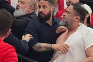 Πιάστηκαν στα χέρια Βαγγέλης Μαρινάκης και Γρηγόρης Δημητριάδης 